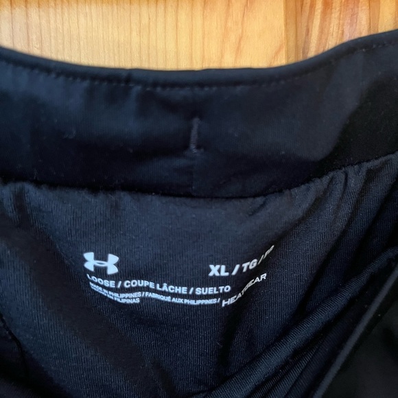 Under Armour Fly-By 3” shorts - Picture 7 of 10
